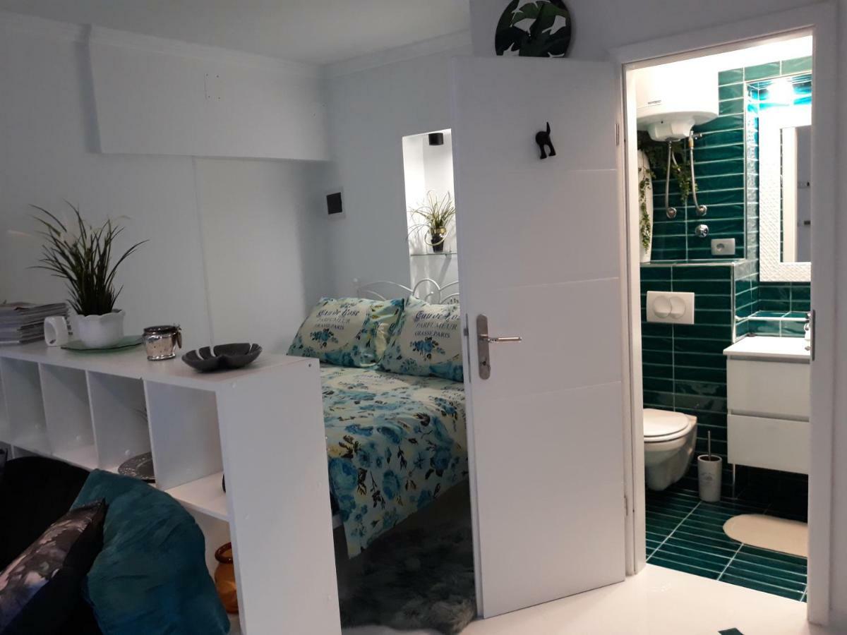 Apartamento App Paris 5 Umag Exterior foto